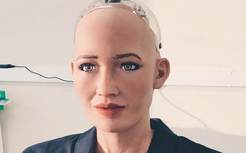 Sophia, el robot con el que ya te puedes casar legalmente y el debate ético pendiente.