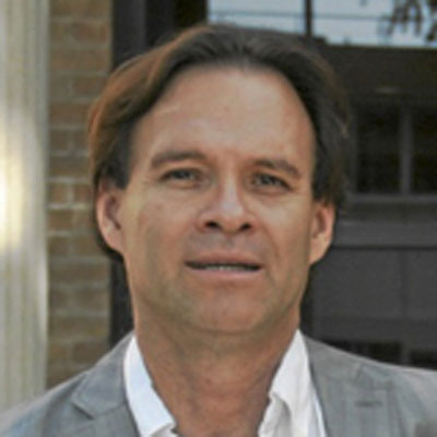 Dr. Ulises Cortes