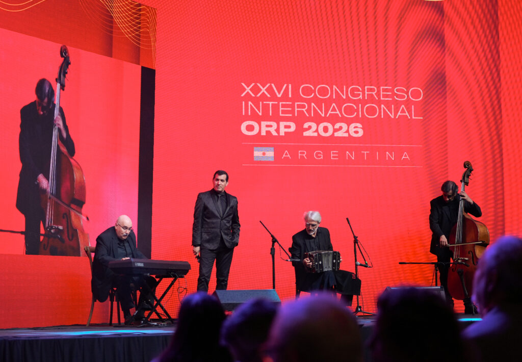 Cuarteto de tango en el escenario de la Noche Orpheus del XXVI Congreso Internacional ORP 2026