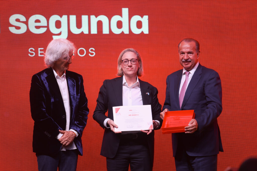 Entrega del Reconocimiento Internacional ORP 2026 a Zhao Li, del Departamento de Trabajo de EE. UU. en la Noche Orpheus