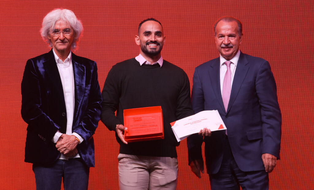 Representantes de Grupo Empresarial Petromil reciben el Reconocimiento Empresarial ORP 2026 en la Noche Orpheus