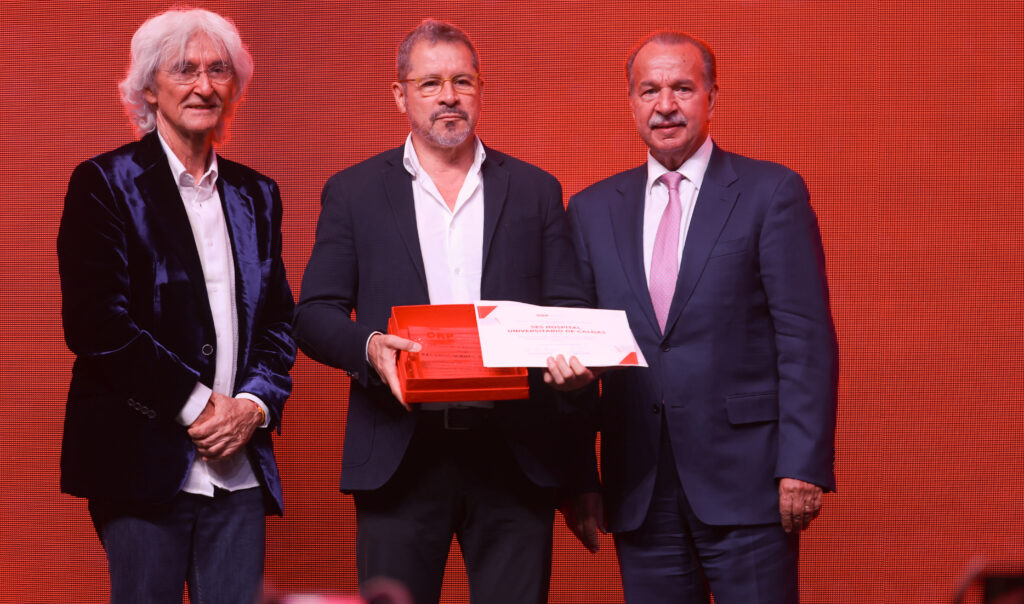 Representantes de SES Hospital Universitario de Caldas reciben el Reconocimiento Empresarial ORP 2026 en la Noche Orpheus